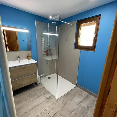Duplex Renove 2 Chambres, Proche Pistes, Navette Et Gare, Avec Wifi Et Equipements Complets Apartment