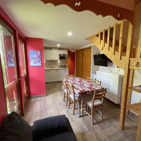 Duplex Renove 2 Chambres, Proche Pistes, Navette Et Gare, Avec Wifi Et Equipements Complets Apartment *