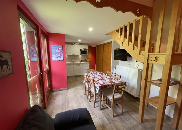 Duplex Renove 2 Chambres, Proche Pistes, Navette Et Gare, Avec Wifi Et Equipements Complets - Fr-1-787-4 Apartment *